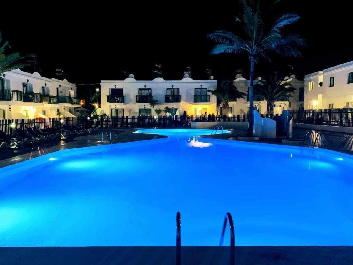 Blue Island Pool View & Wi-Fi By Irent Fuerteventura Apartamento Corralejo Exterior foto