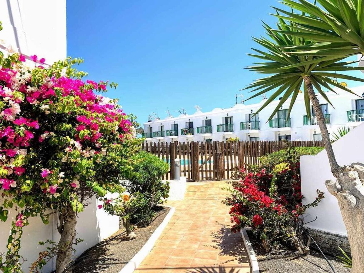 Blue Island Pool View & Wi-Fi By Irent Fuerteventura Apartamento Corralejo Exterior foto