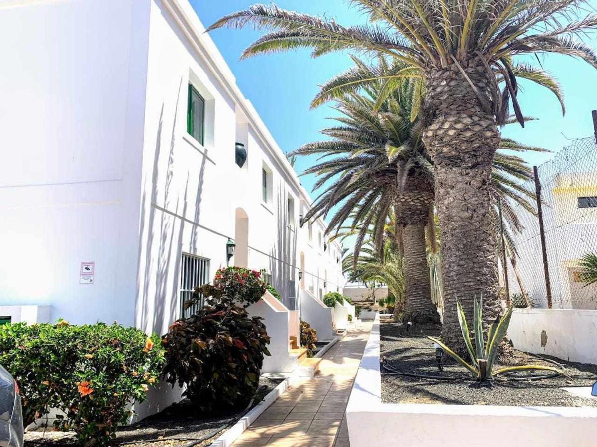 Blue Island Pool View & Wi-Fi By Irent Fuerteventura Apartamento Corralejo Exterior foto
