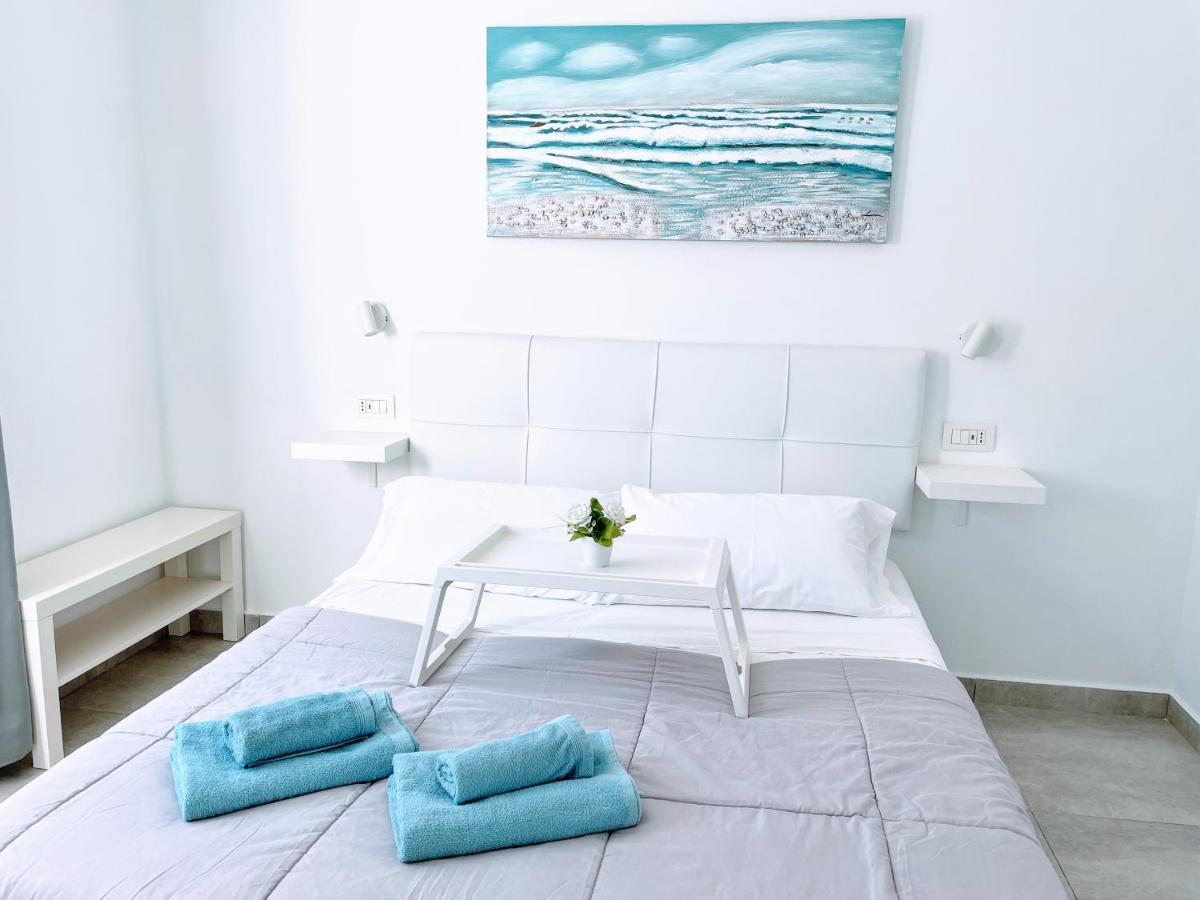 Blue Island Pool View & Wi-Fi By Irent Fuerteventura Apartamento Corralejo Exterior foto