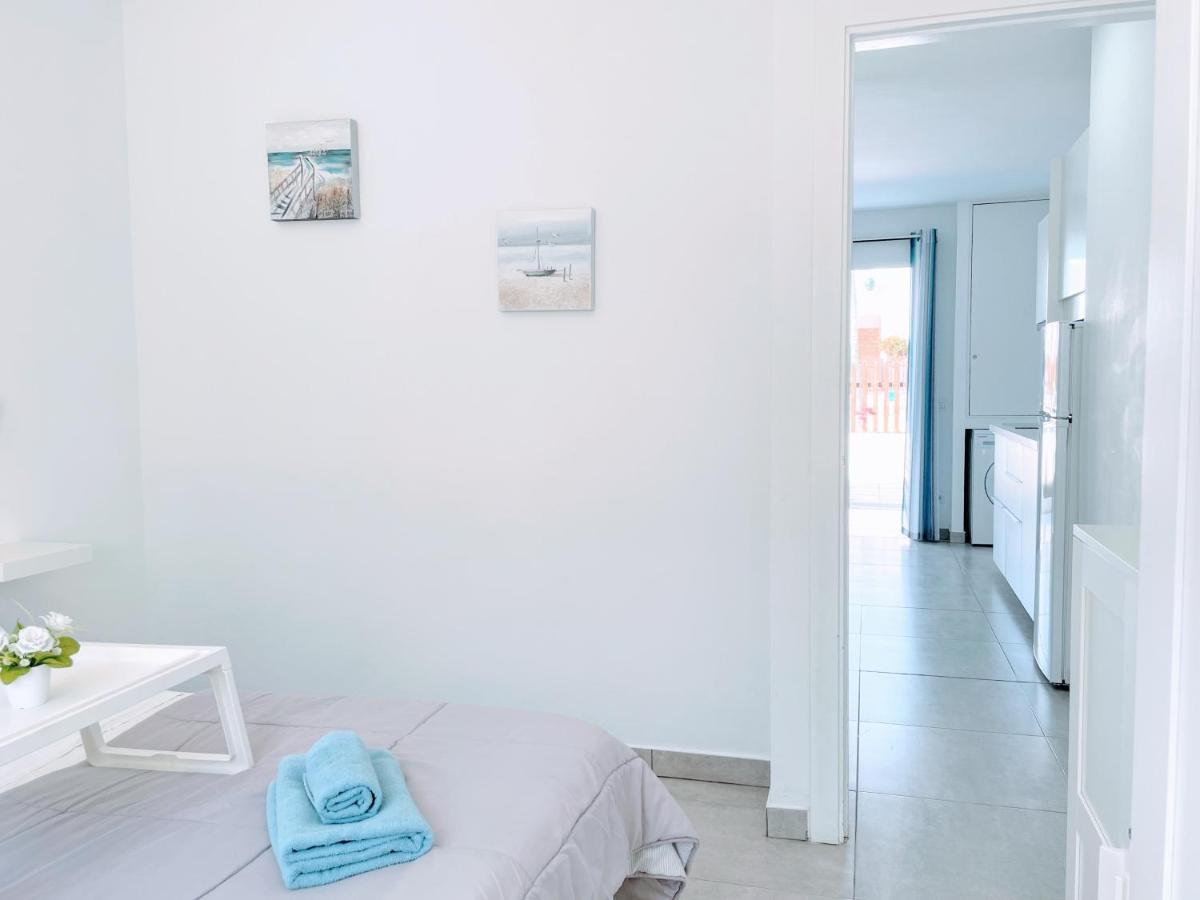 Blue Island Pool View & Wi-Fi By Irent Fuerteventura Apartamento Corralejo Exterior foto