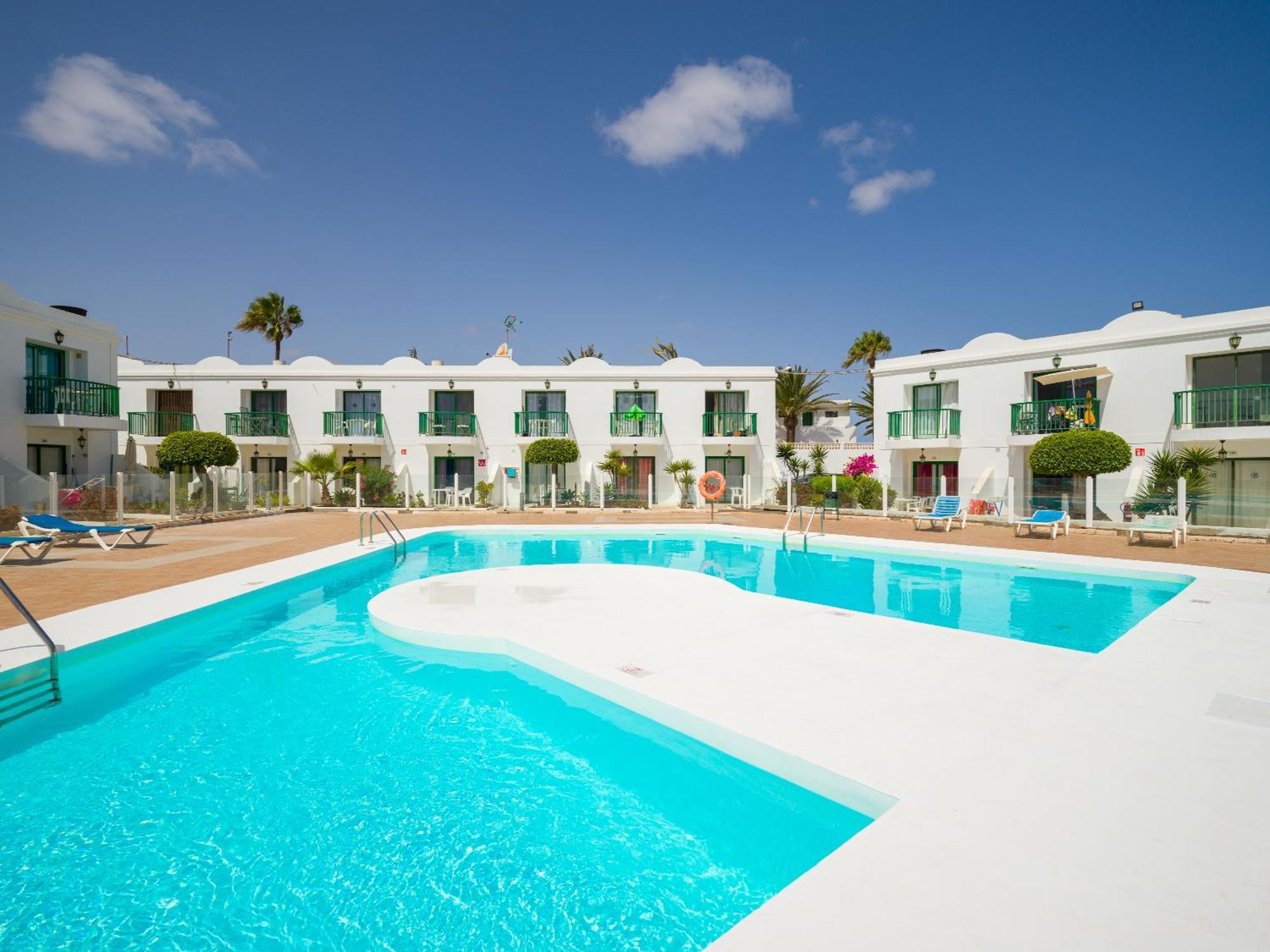 Blue Island Pool View & Wi-Fi By Irent Fuerteventura Apartamento Corralejo Exterior foto