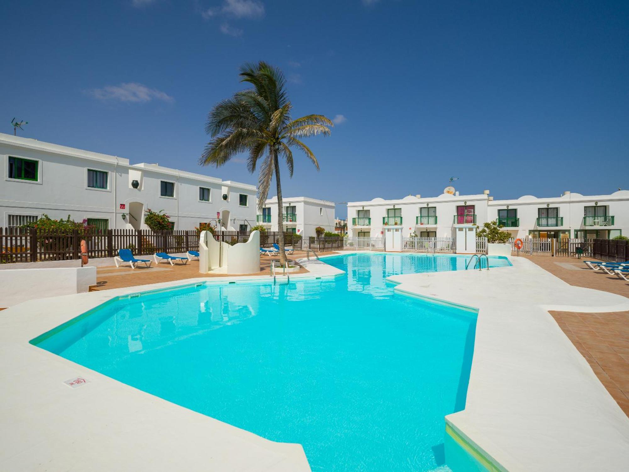 Blue Island Pool View & Wi-Fi By Irent Fuerteventura Apartamento Corralejo Exterior foto