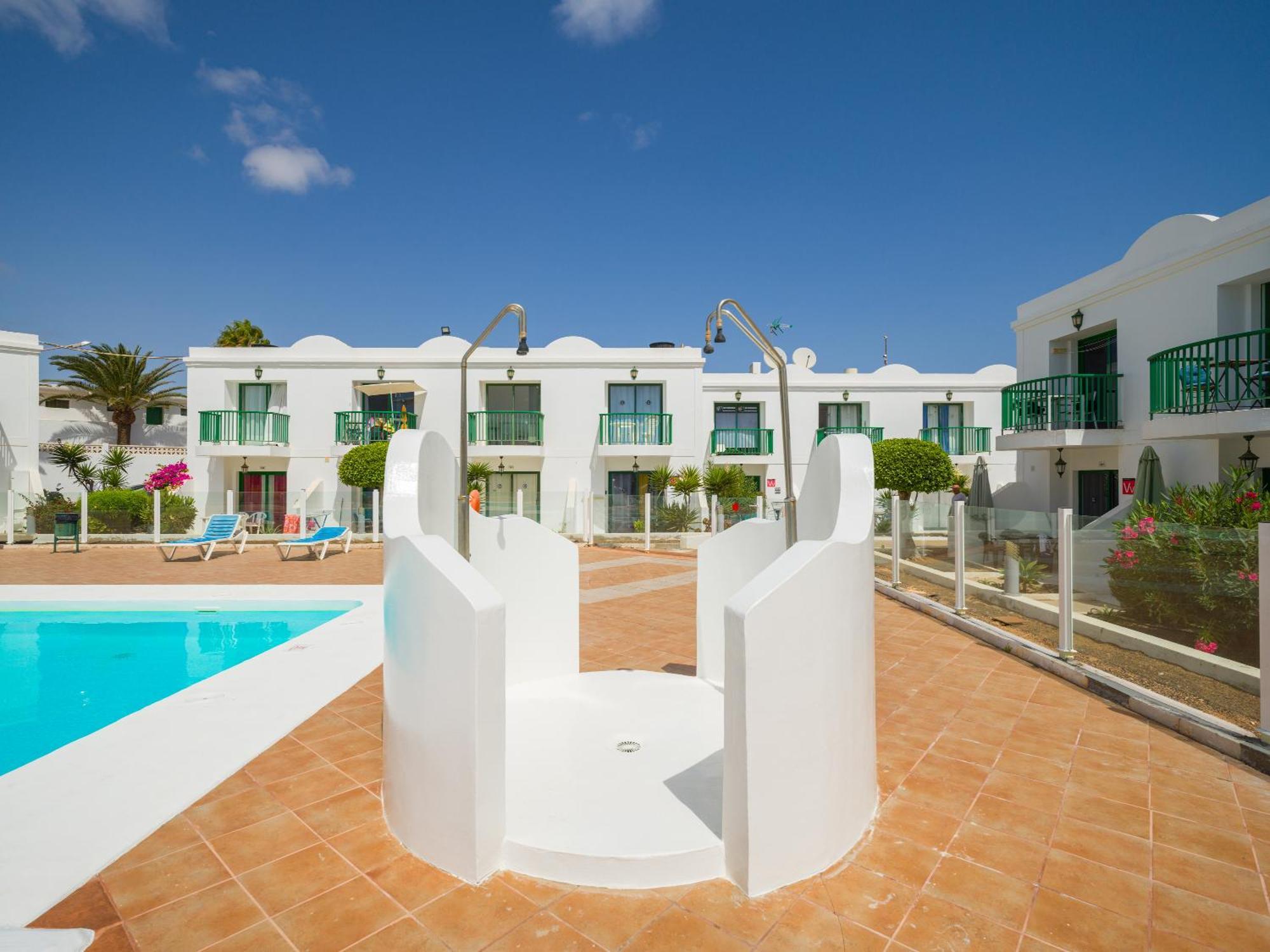 Blue Island Pool View & Wi-Fi By Irent Fuerteventura Apartamento Corralejo Exterior foto