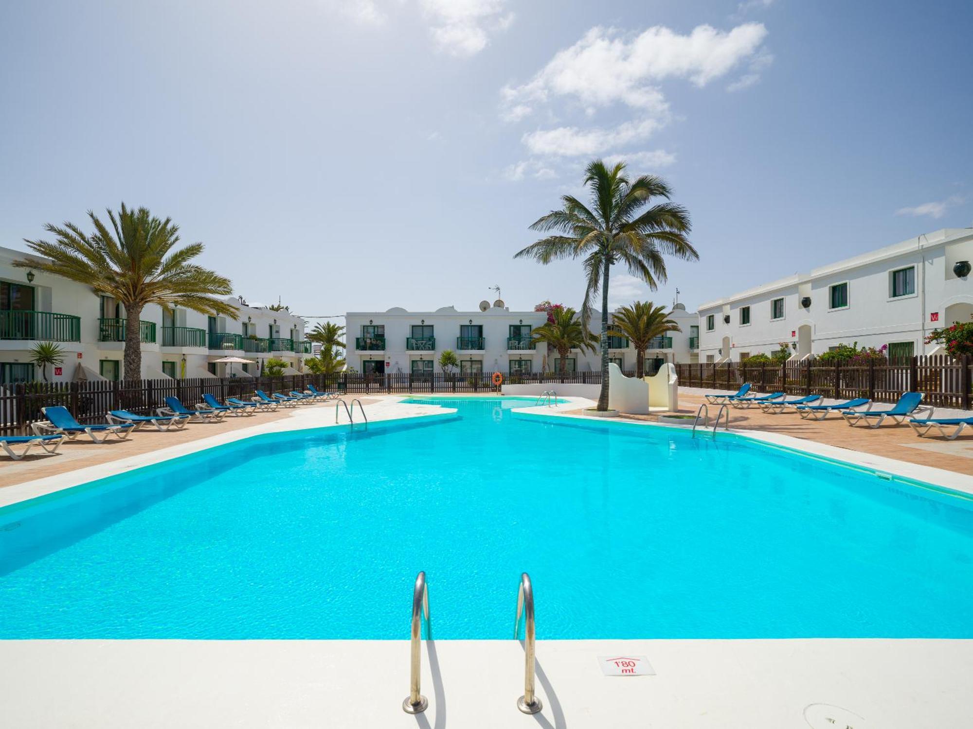 Blue Island Pool View & Wi-Fi By Irent Fuerteventura Apartamento Corralejo Exterior foto