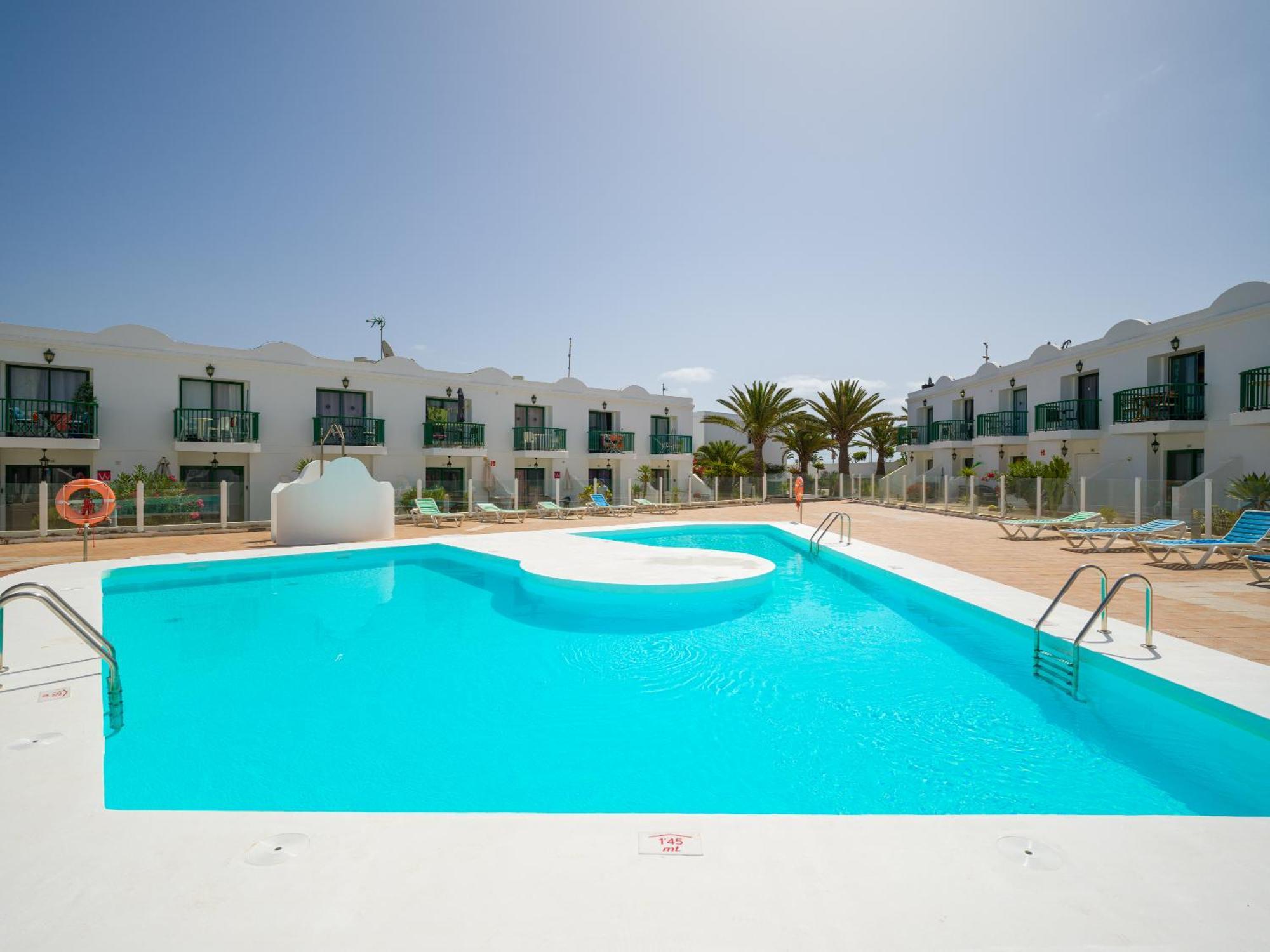 Blue Island Pool View & Wi-Fi By Irent Fuerteventura Apartamento Corralejo Exterior foto