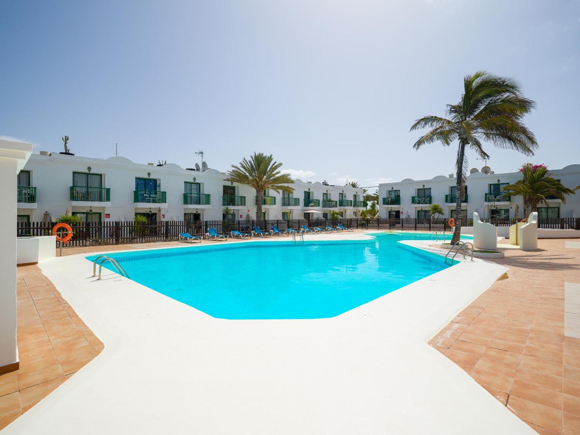 Blue Island Pool View & Wi-Fi By Irent Fuerteventura Apartamento Corralejo Exterior foto